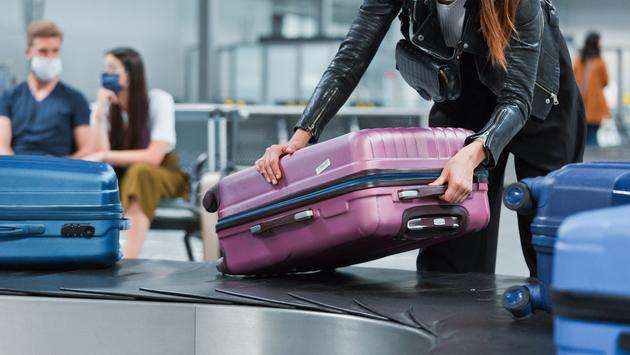 Why Booking a Last-Minute Flight Is So Cheap Right Now