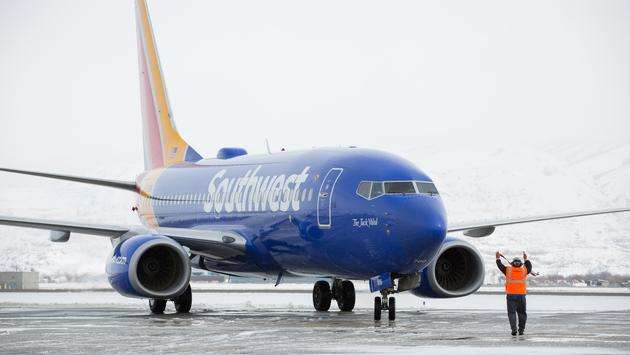 With Stimulus Package Signed, Southwest Cancels Plans for Layoffs