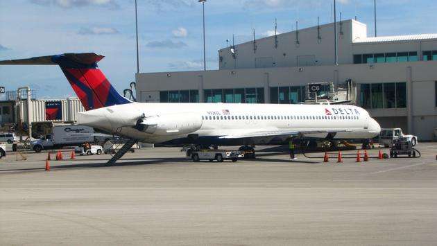 Woman Removed From Flight After Refusing To Wear Mask, Spitting on Passengers